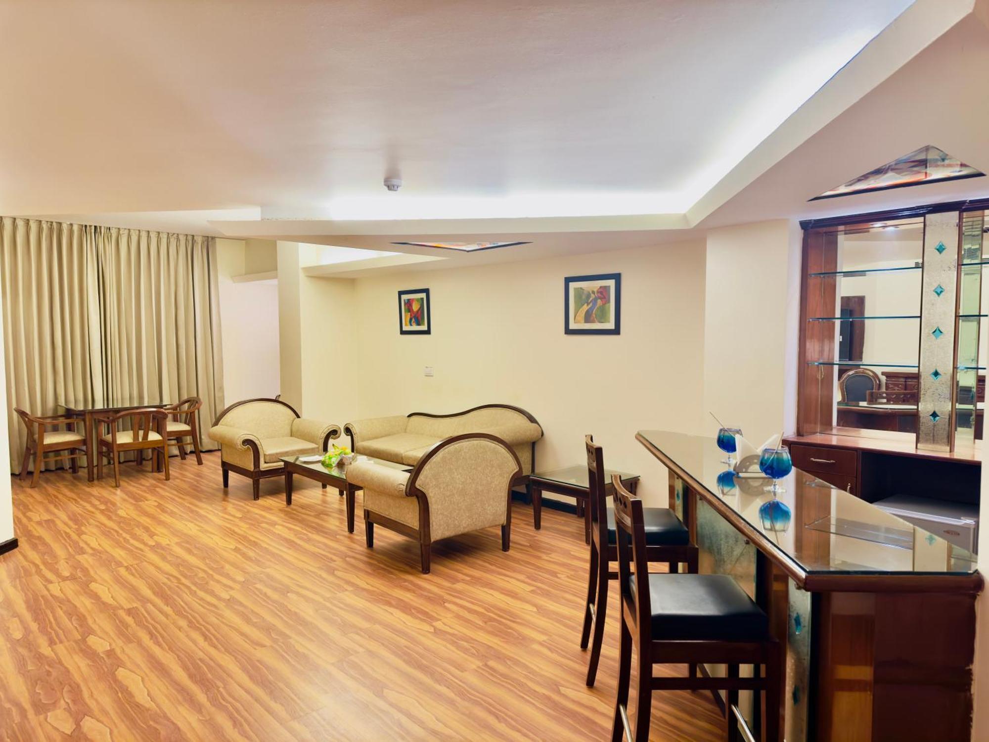 River Grand View Resort And Spa Manali - A River Side Property 외부 사진