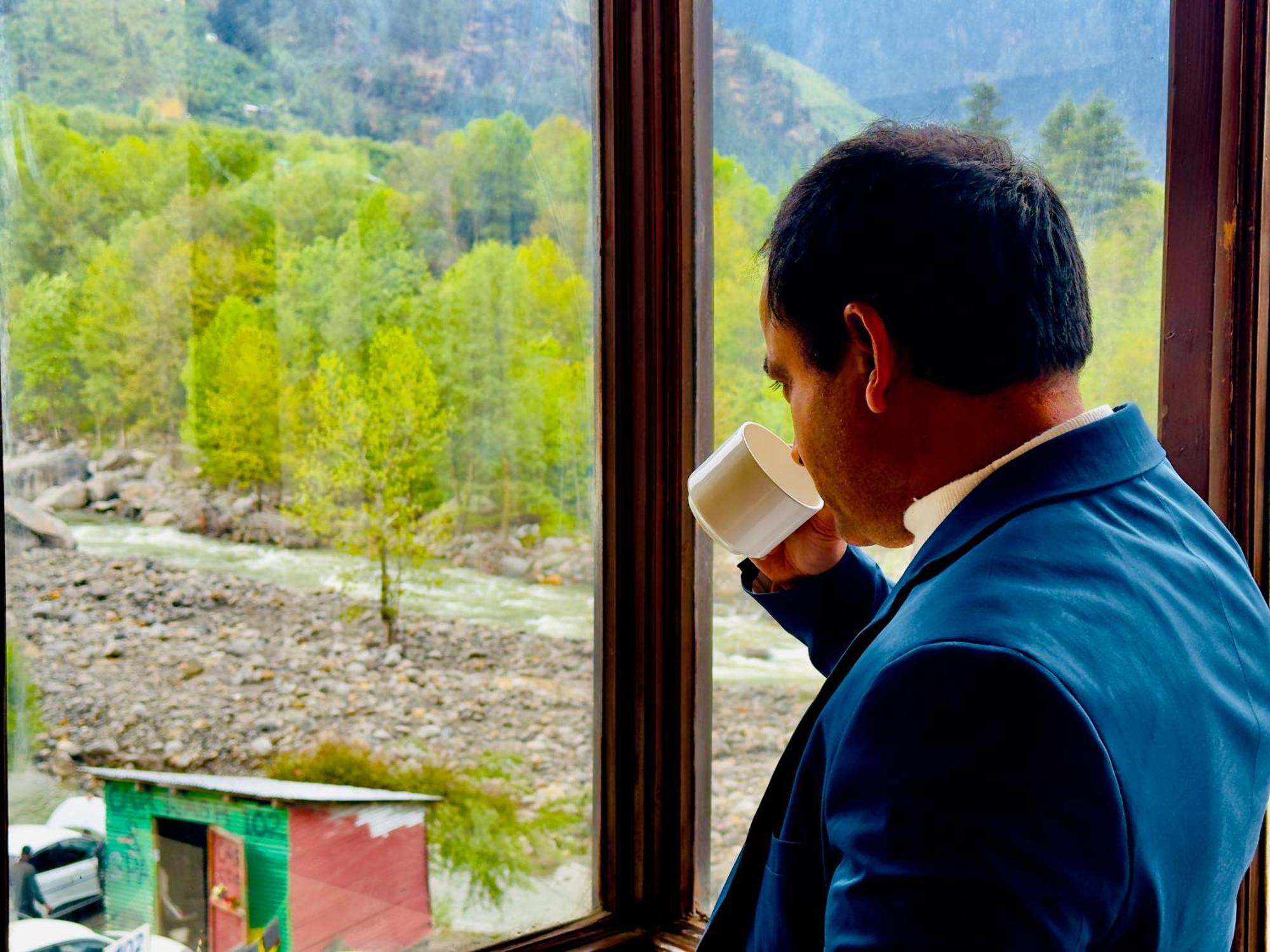River Grand View Resort And Spa Manali - A River Side Property 외부 사진