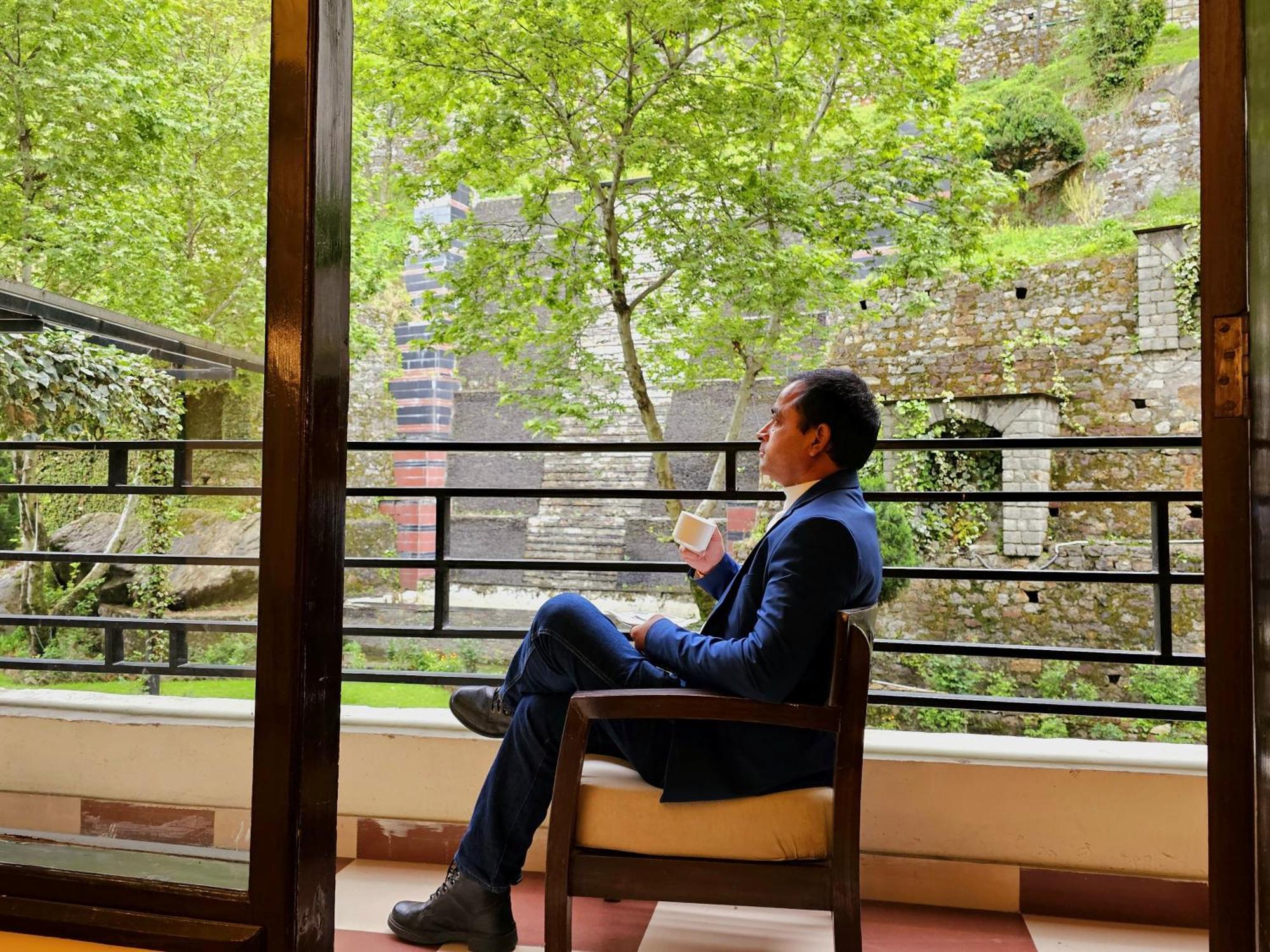 River Grand View Resort And Spa Manali - A River Side Property 외부 사진